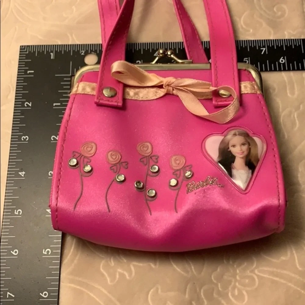 Barbie Purse (C) 2001     5 1/2 x 5